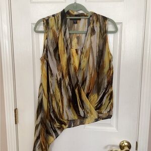 Karen Kane Yellow and Brown Patterned Top